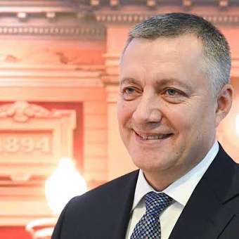 Больше всех среди глав сибирских регионов зарабатывает глава Иркутской области Игорь Кобзев, самый «бедный» руководитель — Хакасии