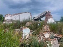 Глава Алтайского района Хакасии бьёт тревогу: заброшенная птицефабрика превратилась в зону экологической угрозы