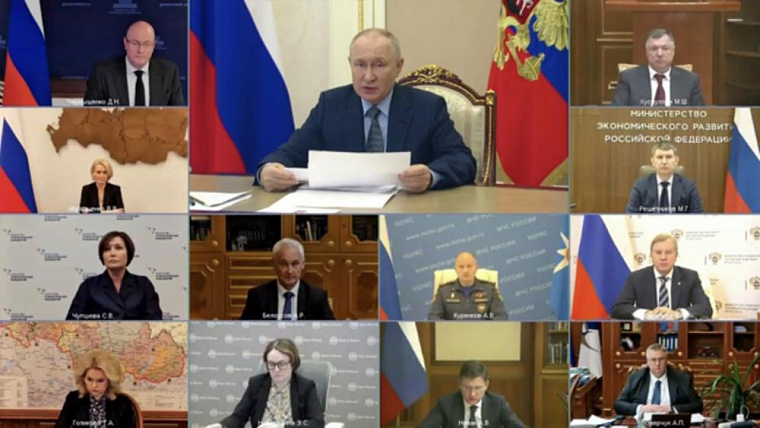 Президент Путин поручил решить вопрос реконструкции причальных сооружений на Байкале