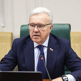 Сенатор от Красноярского края Александр Усс объявил об уходе из политики